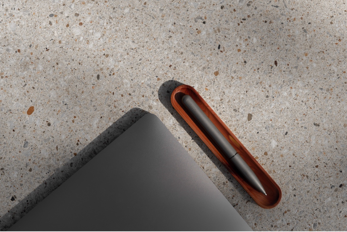 (خودکار پن PEN استیل فرم بدنه تیتانیوم)